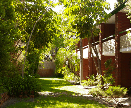 Flag Motor Lodge - Accommodation NT 4
