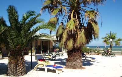 Tradewinds Seafront Apartments - Accommodation NT 0