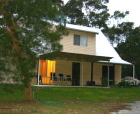 A Sunshine Farmstay - NT Tourism 0