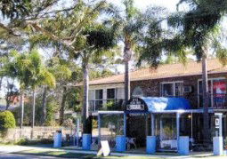 Palm Court Motel - Accommodation NT 2