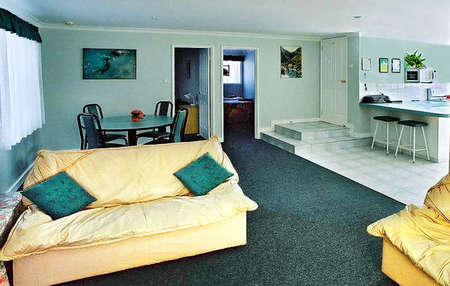 Ocean Pines Holiday Apartments - Accommodation NT 0