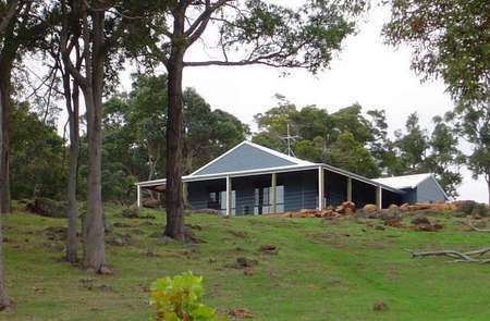 Vista Ridge Estate - Top Paddock Cottage - Accommodation NT 0