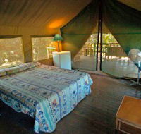 Lions Den Hotel - Accommodation NT