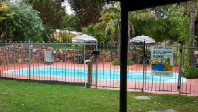 Crokers Park Holiday Resort - NT Tourism 0
