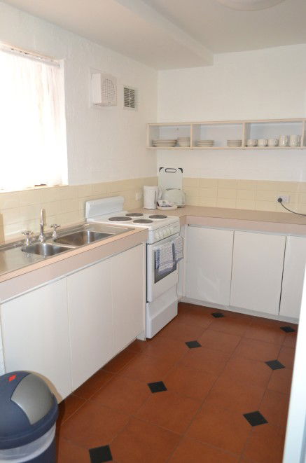 Cottesloe Beach Chalets - Accommodation NT 6