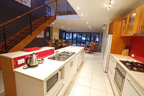 Halcyon Bay - Accommodation NT 1