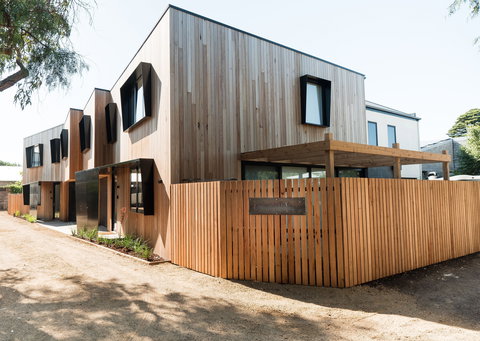 Laneway Apartments - Accommodation NT 2