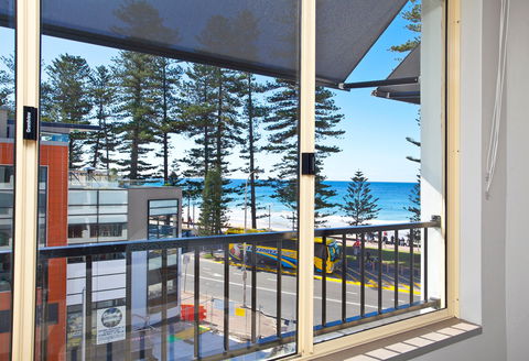 Manly Paradise Beachfront Motel And Apartments - Accommodation NT 1