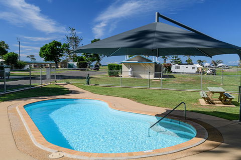 Moore Park Beach Holiday Park - Accommodation NT 1