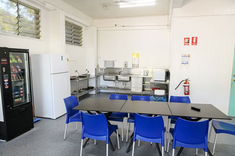 Moore Park Beach Holiday Park - Accommodation NT 2