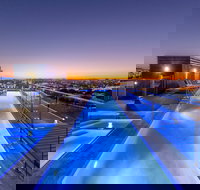 Oaks Brisbane Woolloongabba Suites - Accommodation NT