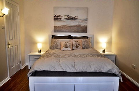 Almond Tree Cottage - Accommodation NT 1