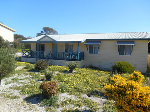 At The Beach - Accommodation NT 0