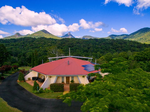 A View Of Mount Warning Bed And Breakfast - Accommodation NT 1