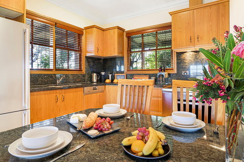 A View To A Hill - Accommodation NT 1