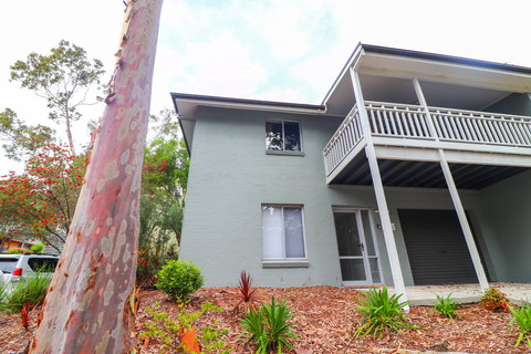 Blackbutt Family Loft Townhouse - Accommodation NT 0