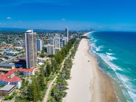 Burleigh Esplanade Apartments - Accommodation NT 1