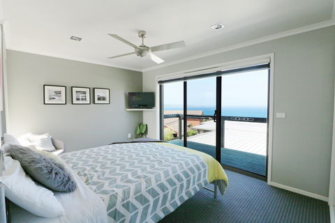 Eagle Heights Holiday Units - Panorama Units - Accommodation NT 2