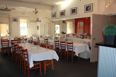 Family Hotel - Accommodation NT 2