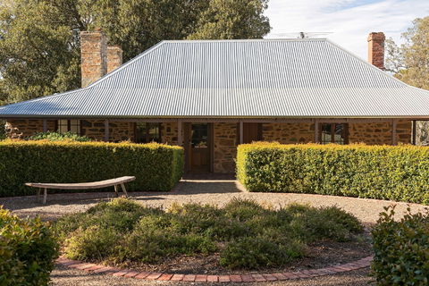 Jacob's Estate Cottage - Accommodation NT 1
