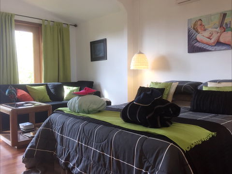 Jonathan Art Centre - Jarramarrumba House - Accommodation NT 1