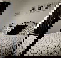 Leura Camellias - Accommodation NT