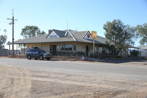 Lyndhurst Hotel, Roadhouse, Motel & Caravan Park - Accommodation NT 0