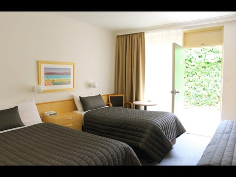 Mid City Motor Inn - Accommodation NT 1