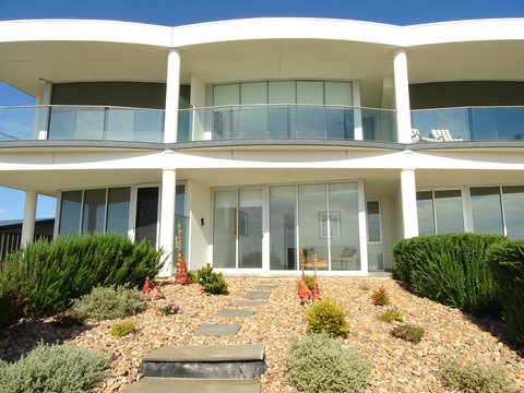 Moonta Shores - NT Tourism 0