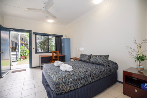Palm Island Motel - Accommodation NT 1