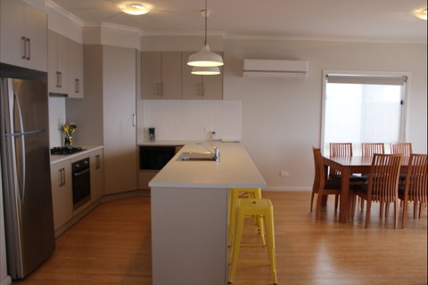 Pelican Place - Accommodation NT 0