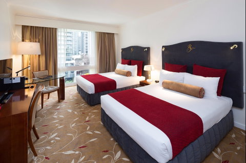 Royal On The Park Hotel And Suites - NT Tourism 2