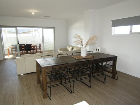 Serenity - Accommodation NT 2