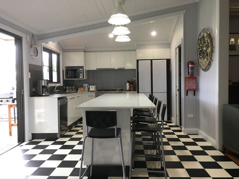 Area 51 Warwick - Accommodation NT 1