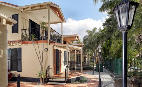Ashmore Palms Holiday Village - Accommodation NT 1
