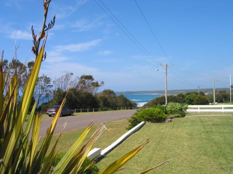 Berrara Cove Beach House - NT Tourism 0
