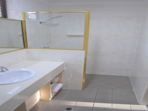 Best Western Bundaberg City Motor Inn - Accommodation NT 2
