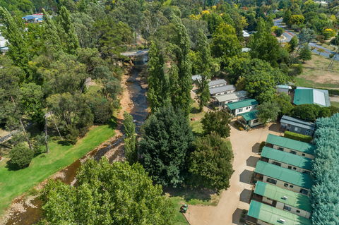 Bright Riverside Holiday Park - Accommodation NT 0