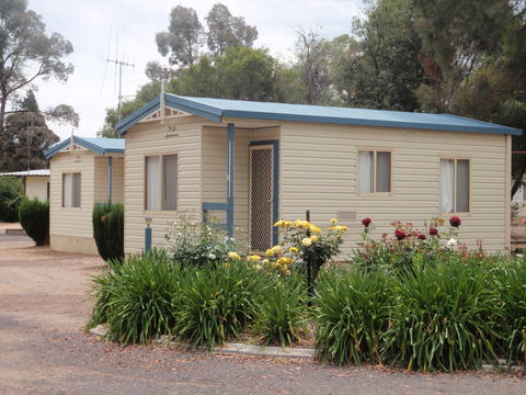 Cowra Holiday Park - Accommodation NT 0