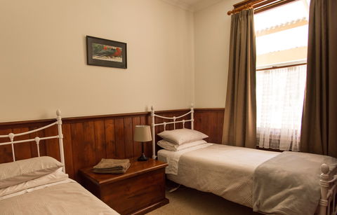 Creek Cottage Walhalla - Accommodation NT 2