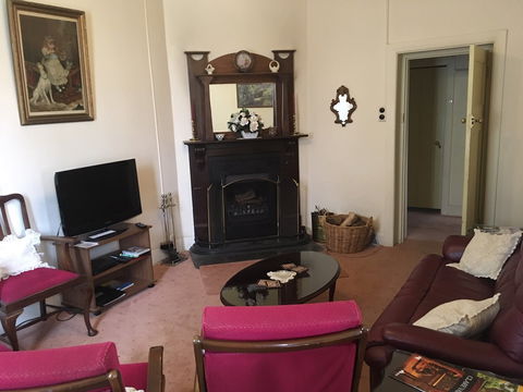 Croll Cottage - Accommodation NT 1