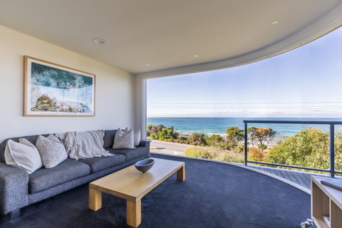 Dlux + Escape @ 83 Great Ocean Road Apartments Lorne - Accommodation NT 0