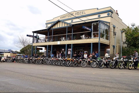 Kitchener Hotel - NT Tourism 0