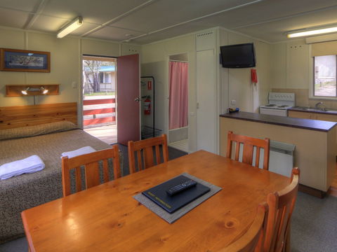 Kosciuszko Tourist Park - Accommodation NT 2