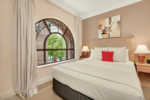 Manor Apartment Hotel - Accommodation NT 1