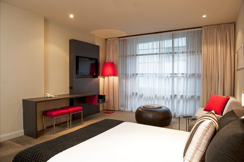 Mantra Hindmarsh Square - Accommodation NT 1