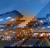 Port Lincoln Marina Luxury Escape - Accommodation NT