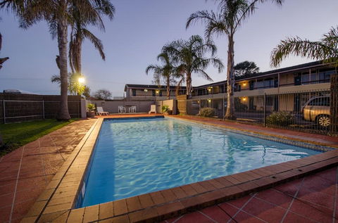 Red Carpet Motel - Accommodation NT 1