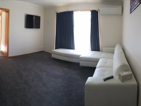 Stopover On Ocean Avenue - Accommodation NT 2