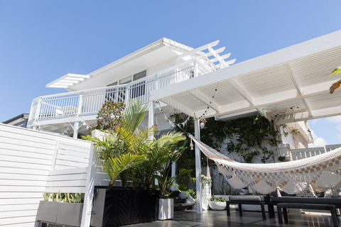 White Beach Cottage - The Perfect Beach Getaway - Accommodation NT 0
